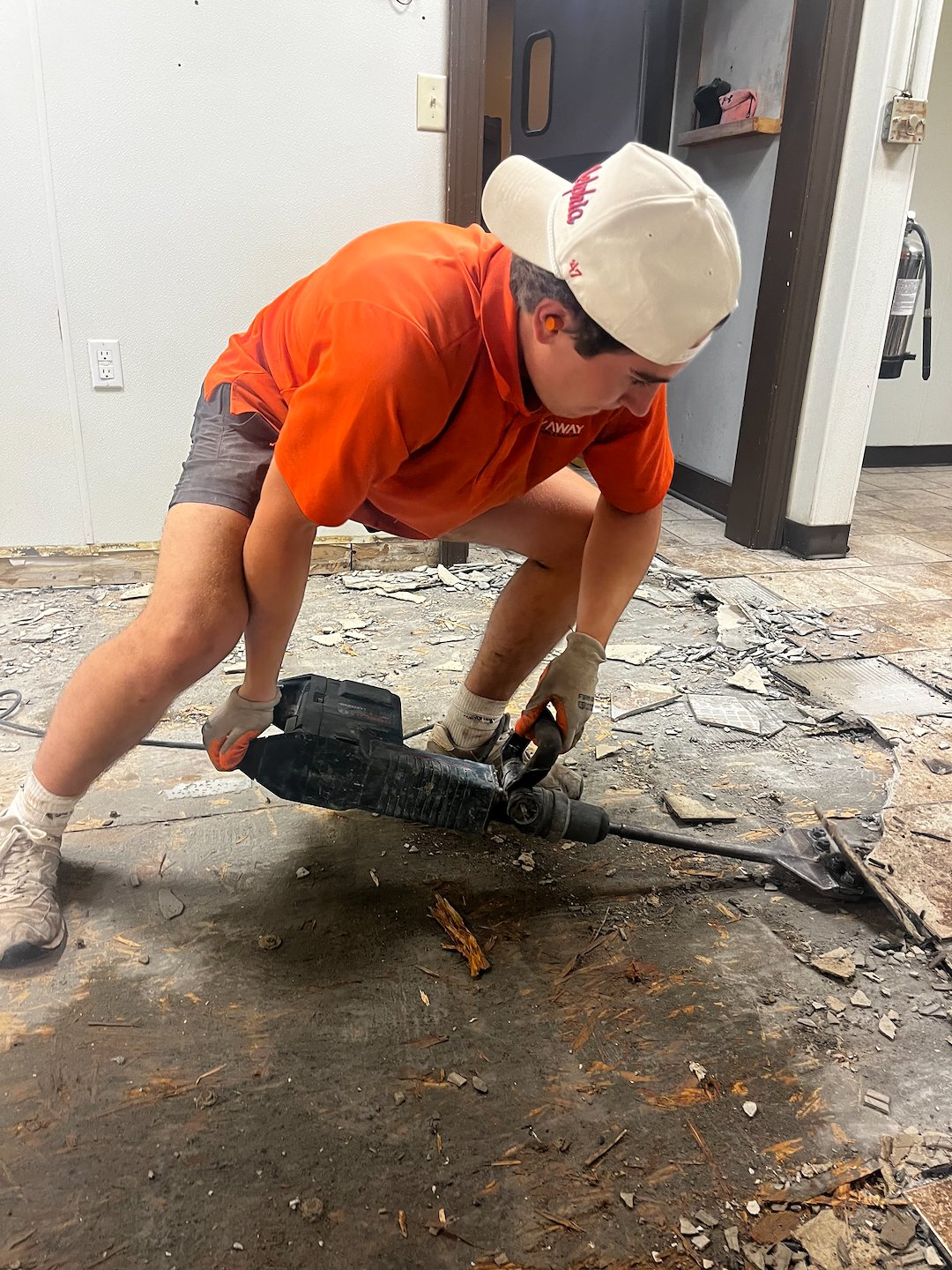 Expert Tile Floor Removal in Smyrna, DE by Junk Away Junk Removal